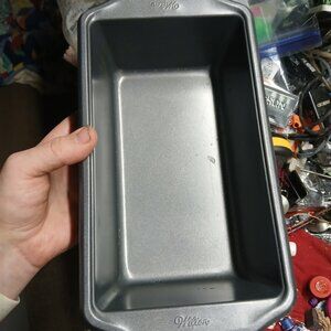 Wilton Nonstick Metal Loaf Pan - Gray